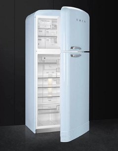 Холодильник Смег FAB50RPB фото 3 в Казани и Татарстане Холодильник Smeg FAB50RPB фото 3 в Казани и Татарстане