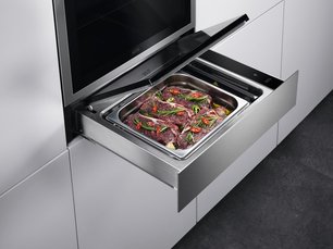 Вакуумный упаковщик AEG KDE911423M фото 4 в Казани и Татарстане