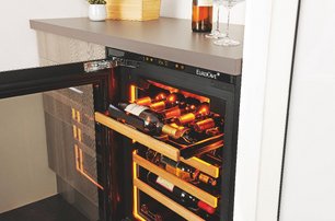 Встраиваемый монотемпературный винный шкаф EuroCave I-090016-S фото 2 в Казани и Татарстане