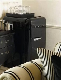 Холодильник Смег FAB10LNE фото 2 в Казани и Татарстане Холодильник Smeg FAB10LNE фото 2 в Казани и Татарстане