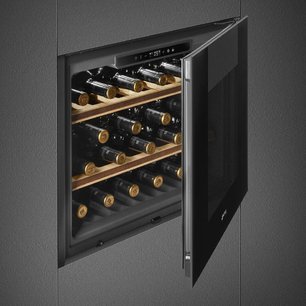 Встраиваемый винный шкаф Смег CVI121B3 фото 3 в Казани и Татарстане Встраиваемый винный шкаф Smeg CVI121B3 фото 3 в Казани и Татарстане