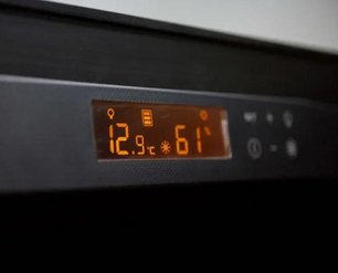 Монотемпературный винный шкаф EuroCave P-300016-S фото 4 в Казани и Татарстане