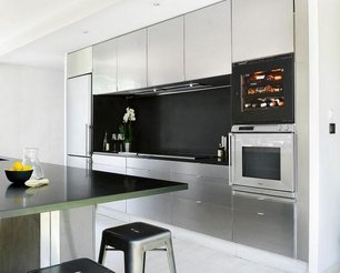 Встраиваемый монотемпературный винный шкаф EuroCave I-090011-XS фото 2 в Казани и Татарстане