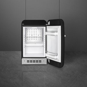 Холодильник Смег FAB5RBL5 фото 2 в Казани и Татарстане Холодильник Smeg FAB5RBL5 фото 2 в Казани и Татарстане