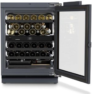 Встраиваемый винный шкаф Либхер UWpri 3782 Vinidor Selection фото в Казани и Татарстане Встраиваемый винный шкаф Liebherr UWpri 3782 Vinidor Selection фото в Казани и Татарстане