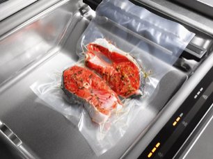 Вакуумный упаковщик Miele EVS6114 CLST фото 2 в Казани и Татарстане