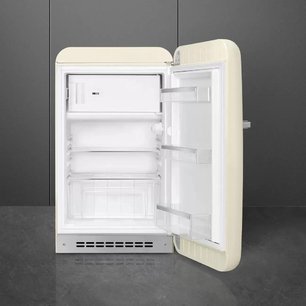 Холодильник Смег FAB10RCR5 фото 2 в Казани и Татарстане Холодильник Smeg FAB10RCR5 фото 2 в Казани и Татарстане