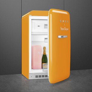 Холодильник Смег FAB10RDYVC5 фото 4 в Казани и Татарстане Холодильник Smeg FAB10RDYVC5 фото 4 в Казани и Татарстане