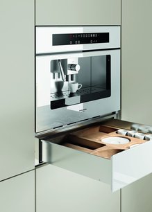 Встраиваемая кофемашина Fulgor Milano LCM 4509 TC WH фото 2 в Казани и Татарстане