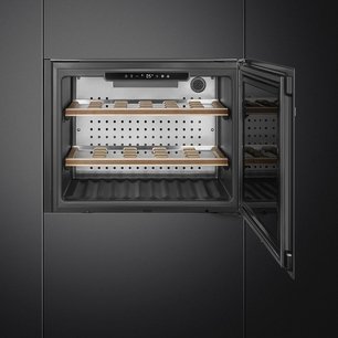 Винный холодильник Смег CVI121N3 фото 4 в Казани и Татарстане Винный холодильник Smeg CVI121N3 фото 4 в Казани и Татарстане