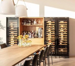 Встраиваемый монотемпературный винный шкаф EuroCave I-090020-L фото 3 в Казани и Татарстане