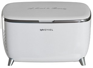 Холодильник для косметики и напитков Мэйвел MB-06C3W фото 2 в Казани и Татарстане Холодильник для косметики и напитков Meyvel MB-06C3W фото 2 в Казани и Татарстане