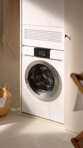 Стиральная машина Фауцуг AdoraWash V4000 AW4T-11042 R фото 3 в Казани и Татарстане Стиральная машина V-ZUG AdoraWash V4000 AW4T-11042 R фото 3 в Казани и Татарстане