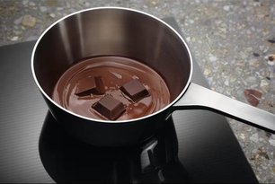 Варочная панель Электролюкс EIS7548 фото 4 в Казани и Татарстане Варочная панель Electrolux EIS7548 фото 4 в Казани и Татарстане