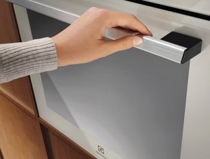 Духовой шкаф Electrolux LOE8F38S фото 3 в Казани и Татарстане