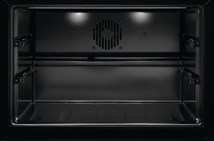 Винный шкаф Электролюкс KBW5T фото 3 в Казани и Татарстане Винный шкаф Electrolux KBW5T фото 3 в Казани и Татарстане