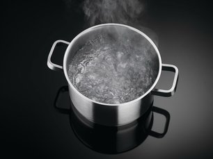 Варочная панель Электролюкс IPE6443KF фото 3 в Казани и Татарстане Варочная панель Electrolux IPE6443KF фото 3 в Казани и Татарстане