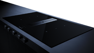 Индукционная варочная поверхность с вытяжкой Kuppersbusch KMI 9850.1 SR-E Black Chrome фото 3 в Казани и Татарстане