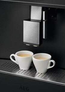 Встраиваемая кофемашина AEG KKB894500B фото 2 в Казани и Татарстане