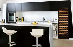 Встраиваемый мультитемпературный винный шкаф EuroCave K-800019-L фото 4 в Казани и Татарстане