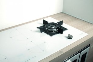 Газо-электрическая панель Fulgor Milano CH 905 ID TS G DWK WH фото 2 в Казани и Татарстане