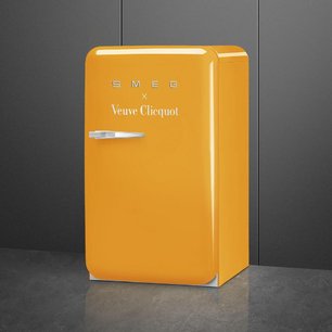 Холодильник Смег FAB10RDYVC5 фото 2 в Казани и Татарстане Холодильник Smeg FAB10RDYVC5 фото 2 в Казани и Татарстане