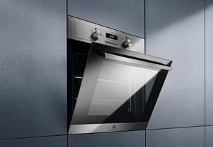 Духовой шкаф Электролюкс EOH3C00BX фото 3 в Казани и Татарстане Духовой шкаф Electrolux EOH3C00BX фото 3 в Казани и Татарстане