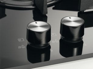 Варочная панель Электролюкс EGC93322NK фото 2 в Казани и Татарстане Варочная панель Electrolux EGC93322NK фото 2 в Казани и Татарстане