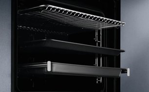 Духовой шкаф Electrolux OKC8H39WX фото 2 в Казани и Татарстане