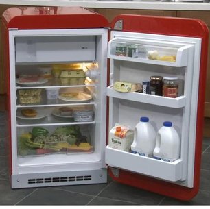 Холодильник Смег FAB10RR фото 2 в Казани и Татарстане Холодильник Smeg FAB10RR фото 2 в Казани и Татарстане