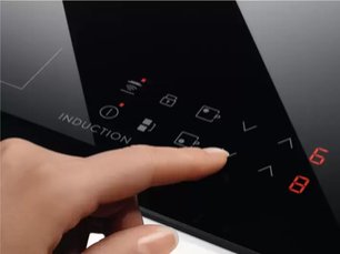 Варочная панель Электролюкс IPEL644KC фото 4 в Казани и Татарстане Варочная панель Electrolux IPEL644KC фото 4 в Казани и Татарстане