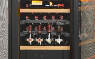 Встраиваемый двухтемпературный винный шкаф EuroCave I-090022-M фото 4 в Казани и Татарстане