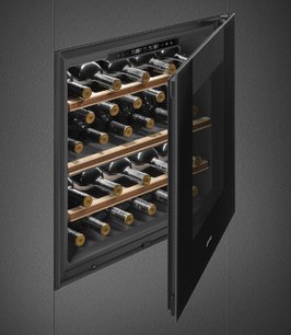Встраиваемый холодильный шкаф для вина Смег CVI129B3 фото 4 в Казани и Татарстане Встраиваемый холодильный шкаф для вина Smeg CVI129B3 фото 4 в Казани и Татарстане