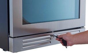 Встраиваемый винный шкаф Селлар Приват CP154-3T фото 3 в Казани и Татарстане Встраиваемый винный шкаф CellarPrivate CP154-3T фото 3 в Казани и Татарстане