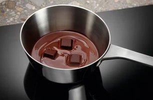 Варочная панель Электролюкс EIV64453 фото 4 в Казани и Татарстане Варочная панель Electrolux EIV64453 фото 4 в Казани и Татарстане