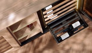 Двухтемпературный винный шкаф EuroCave D-H006 фото 4 в Казани и Татарстане