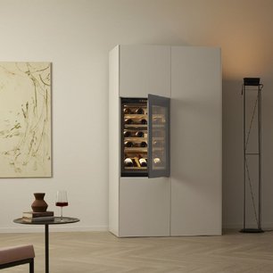 Встраиваемый винный шкаф Фауцуг WineCooler V4000 90 WC4T-51102 R Pearl mirror glass фото 3 в Казани и Татарстане Встраиваемый винный шкаф V-ZUG WineCooler V4000 90 WC4T-51102 R Pearl mirror glass фото 3 в Казани и Татарстане