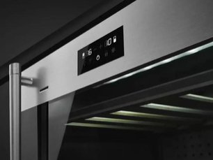 Винный шкаф Смег CVI338RWX2 фото 2 в Казани и Татарстане Винный шкаф Smeg CVI338RWX2 фото 2 в Казани и Татарстане