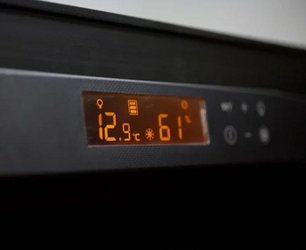 Монотемпературный винный шкаф EuroCave P-300042-L фото 4 в Казани и Татарстане