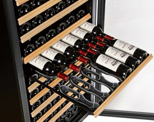 Монотемпературный винный шкаф EuroCave P-300020-S фото 3 в Казани и Татарстане