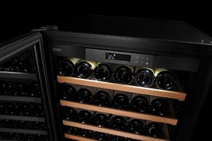 Монотемпературный винный шкаф EuroCave VLP-1002-S фото 2 в Казани и Татарстане