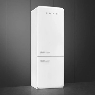 Холодильник Смег FAB38RWH5 фото 3 в Казани и Татарстане Холодильник Smeg FAB38RWH5 фото 3 в Казани и Татарстане
