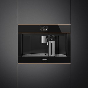 Встраиваемая автоматическая кофемашина Смег CMS4604NR фото 2 в Казани и Татарстане Встраиваемая автоматическая кофемашина Smeg CMS4604NR фото 2 в Казани и Татарстане