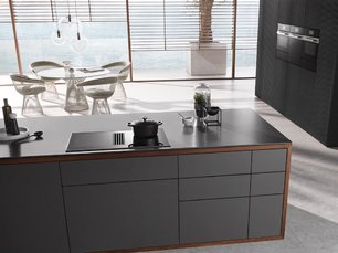 Индукционная варочная панель с вытяжкой Miele KMDA 7634 FR фото 2 в Казани и Татарстане