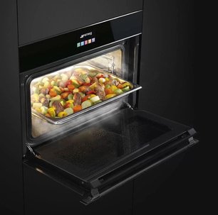 Духовой шкаф комбинированный с пароваркой Smeg SF4604VCNX1 фото 4 в Казани и Татарстане