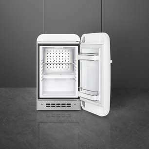 Холодильник Смег FAB5RWH5 фото 2 в Казани и Татарстане Холодильник Smeg FAB5RWH5 фото 2 в Казани и Татарстане