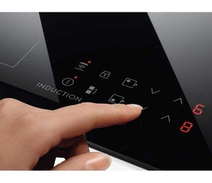 Варочная панель Электролюкс IPE6440KXV фото 3 в Казани и Татарстане Варочная панель Electrolux IPE6440KXV фото 3 в Казани и Татарстане