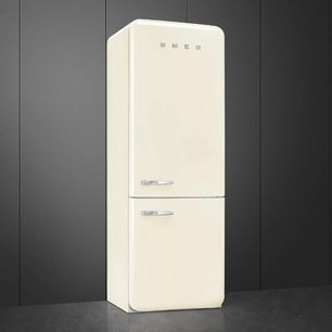 Холодильник Смег FAB38RCR фото 3 в Казани и Татарстане Холодильник Smeg FAB38RCR фото 3 в Казани и Татарстане