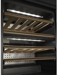 Винный шкаф Смег CVI638NS фото 4 в Казани и Татарстане Винный шкаф Smeg CVI638NS фото 4 в Казани и Татарстане