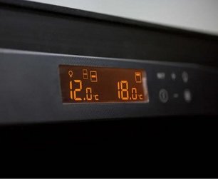 Трехтемпературный винный шкаф EuroCave P-300060-L фото 3 в Казани и Татарстане